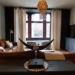 Diamond - Room With A View