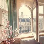 The Hendrik Square Residence
