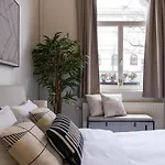 Beautiful City Suite