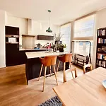 Luxurious Stay With Zen Atmosphere In Zurenborg