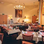 Hotel Antigone