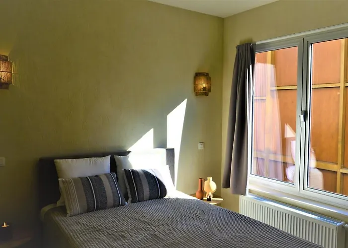 Downtown 1Bdr Apartment 4