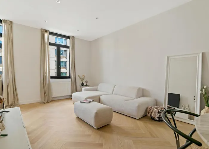 Zuid\'S Charming Gem Apt