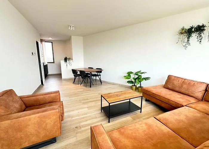 Opera Square Apartments In The Center Of Antwerp