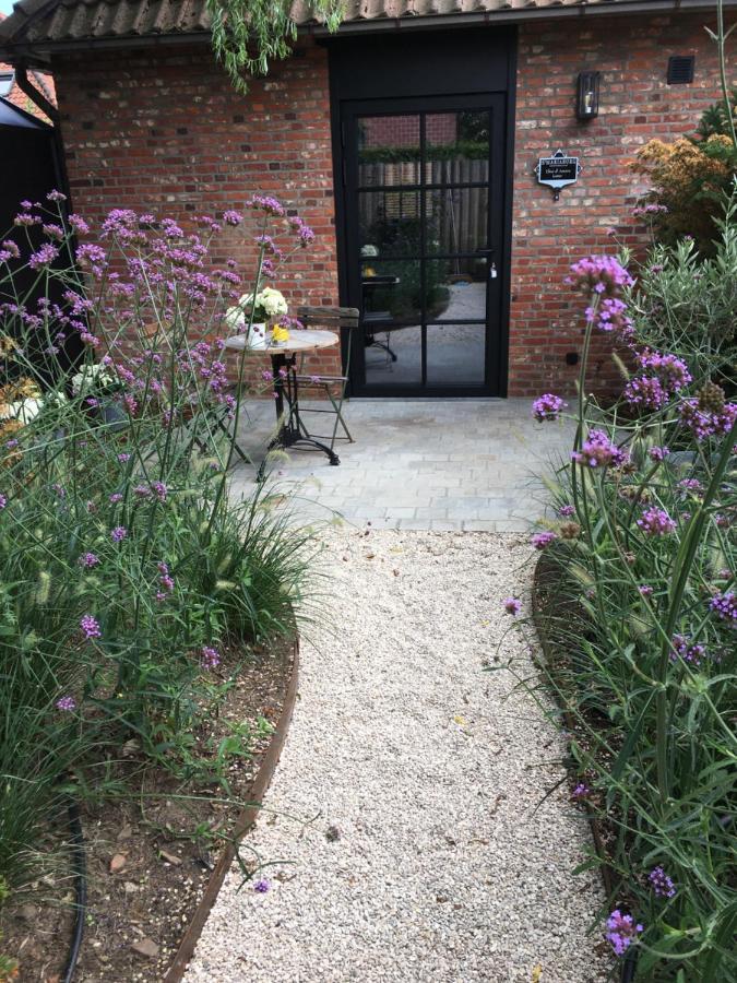 Sint-mariaburg Bed & Breakfast Antwerp