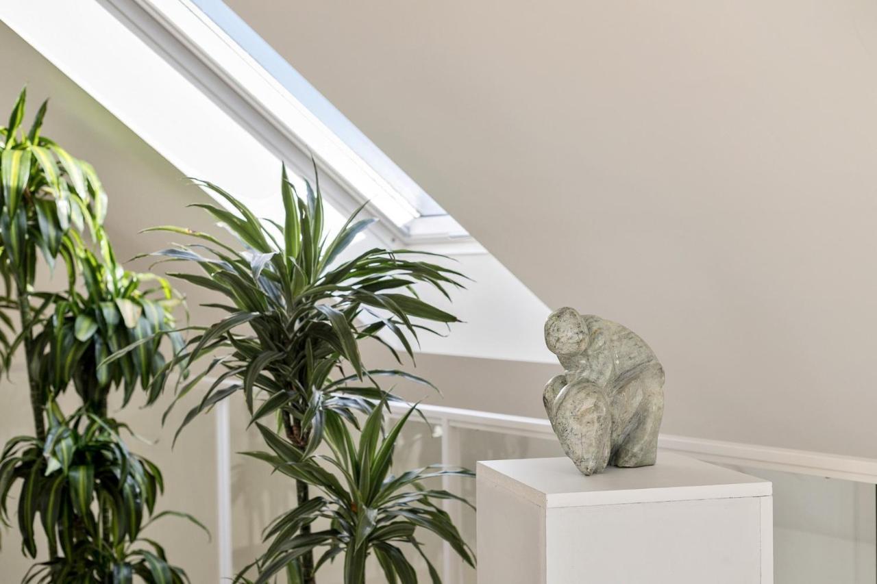 Museum Garden Views Luxury Apartment Antwerpen