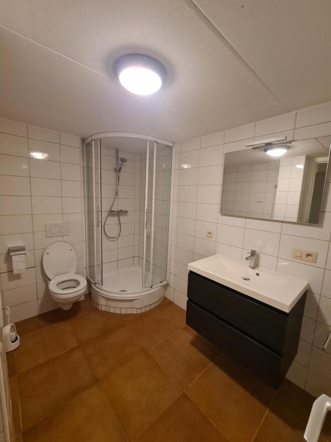 Spacious Studio With Private Entrance Antwerp