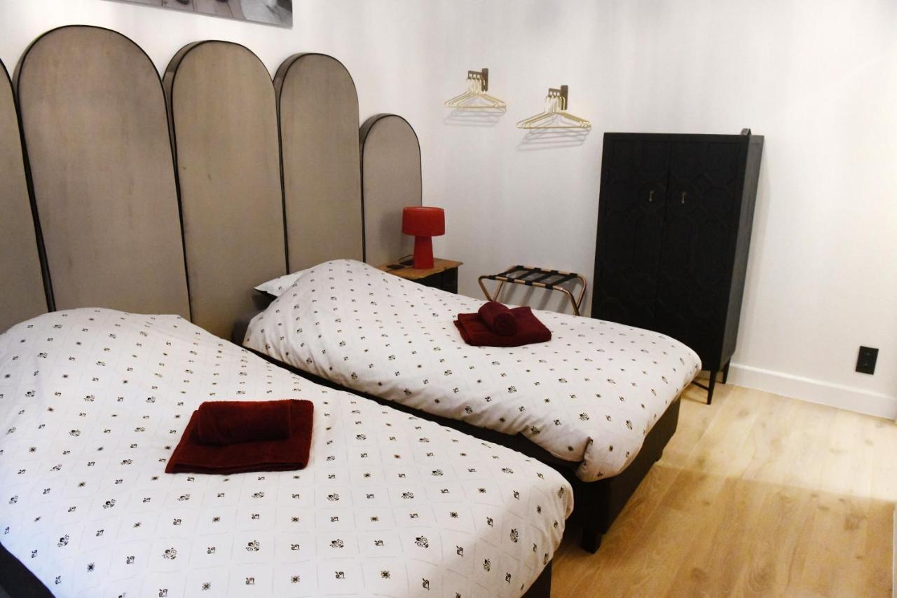 La Cour D'honneur - Meir Apartment