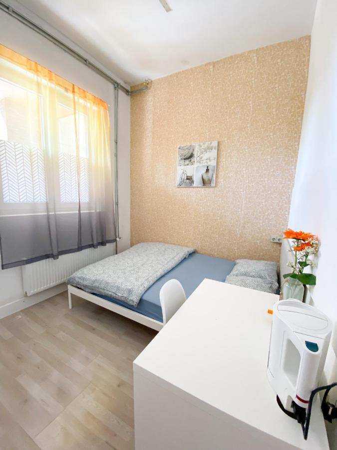 Budget Stay For Max 2Ppl Antwerpen