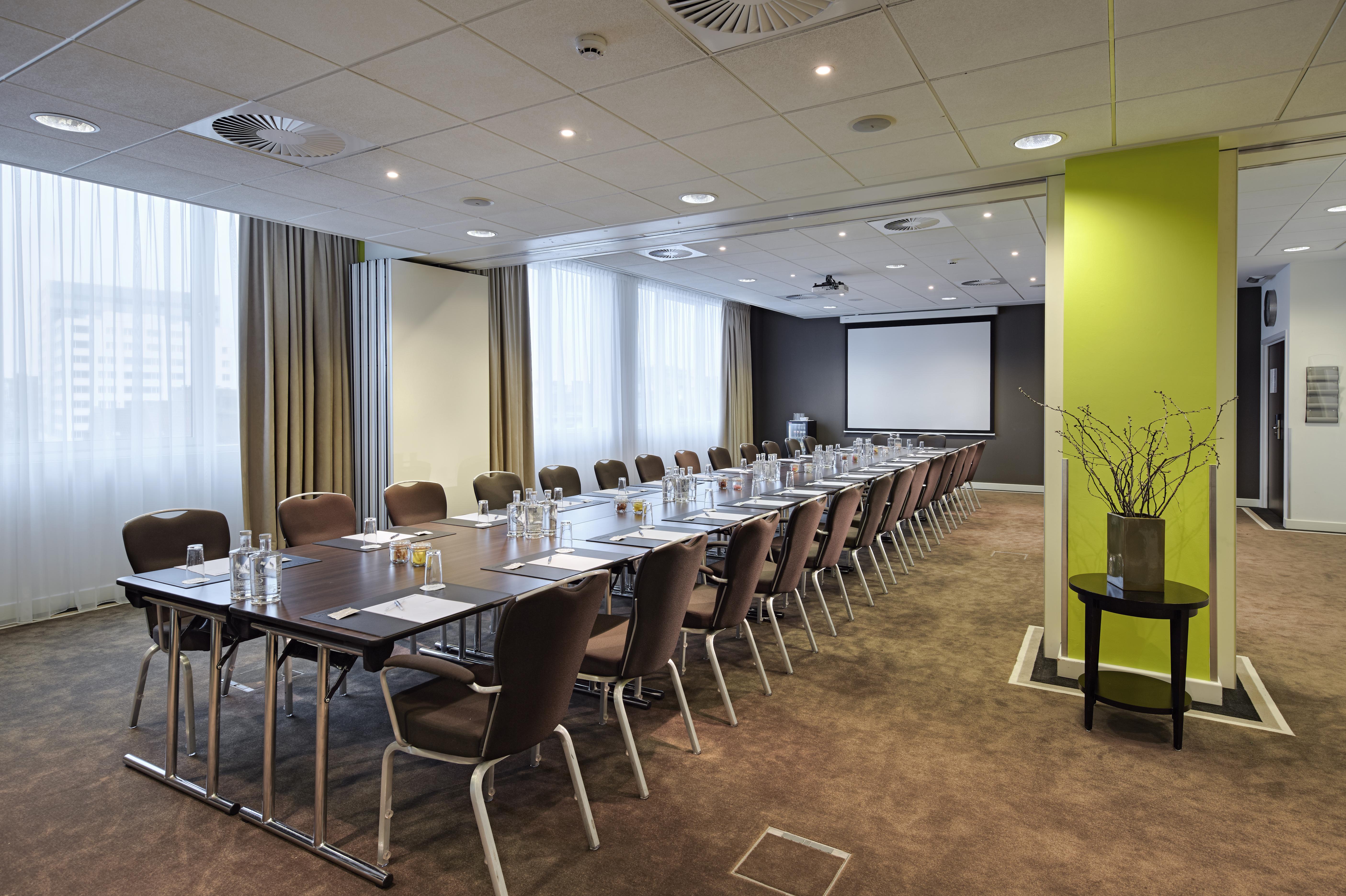 Lindner Wtc Hotel&city Lounge Hotel