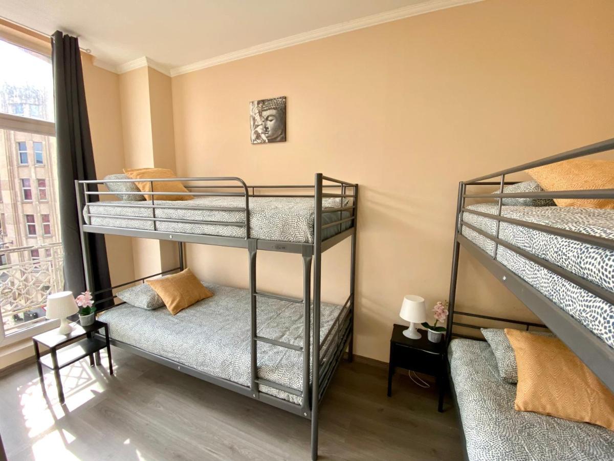 Plantin 3 Sleeping 2 Bathrooms. Apartment Antwerp
