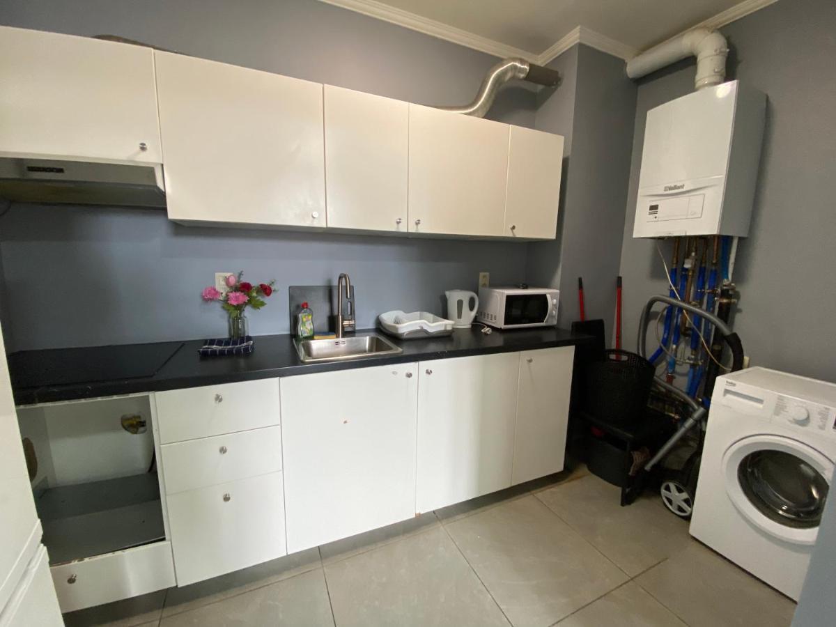 Apartment Plantin 3 Sleeping 2 Bathrooms. Antwerp