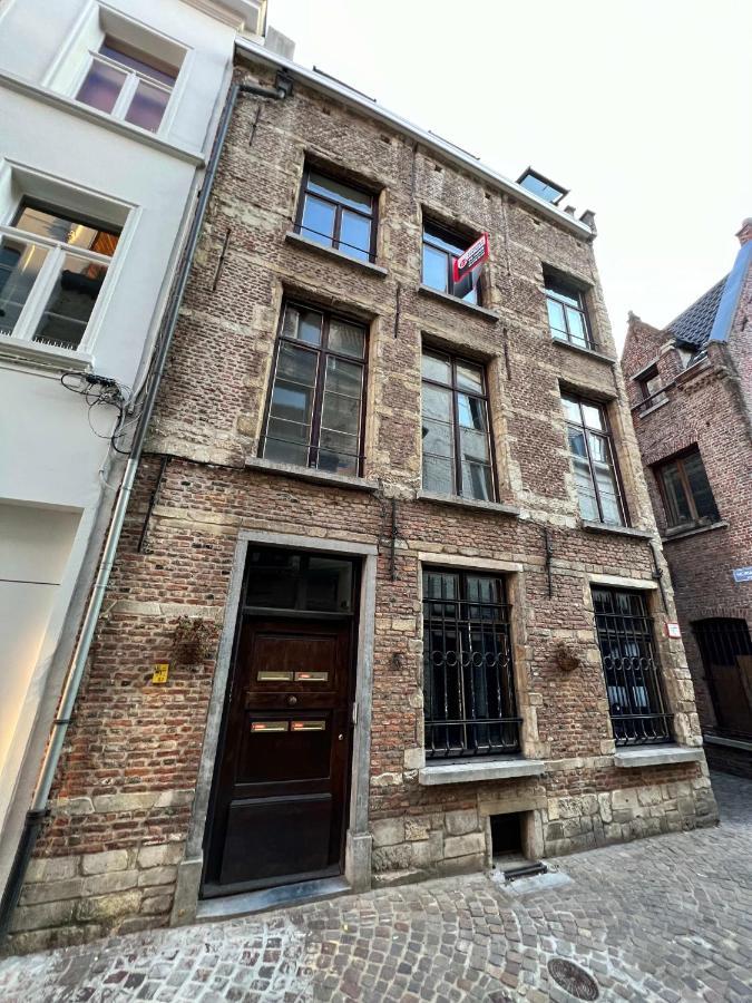 Authentic In The Heart Of * Antwerpen
