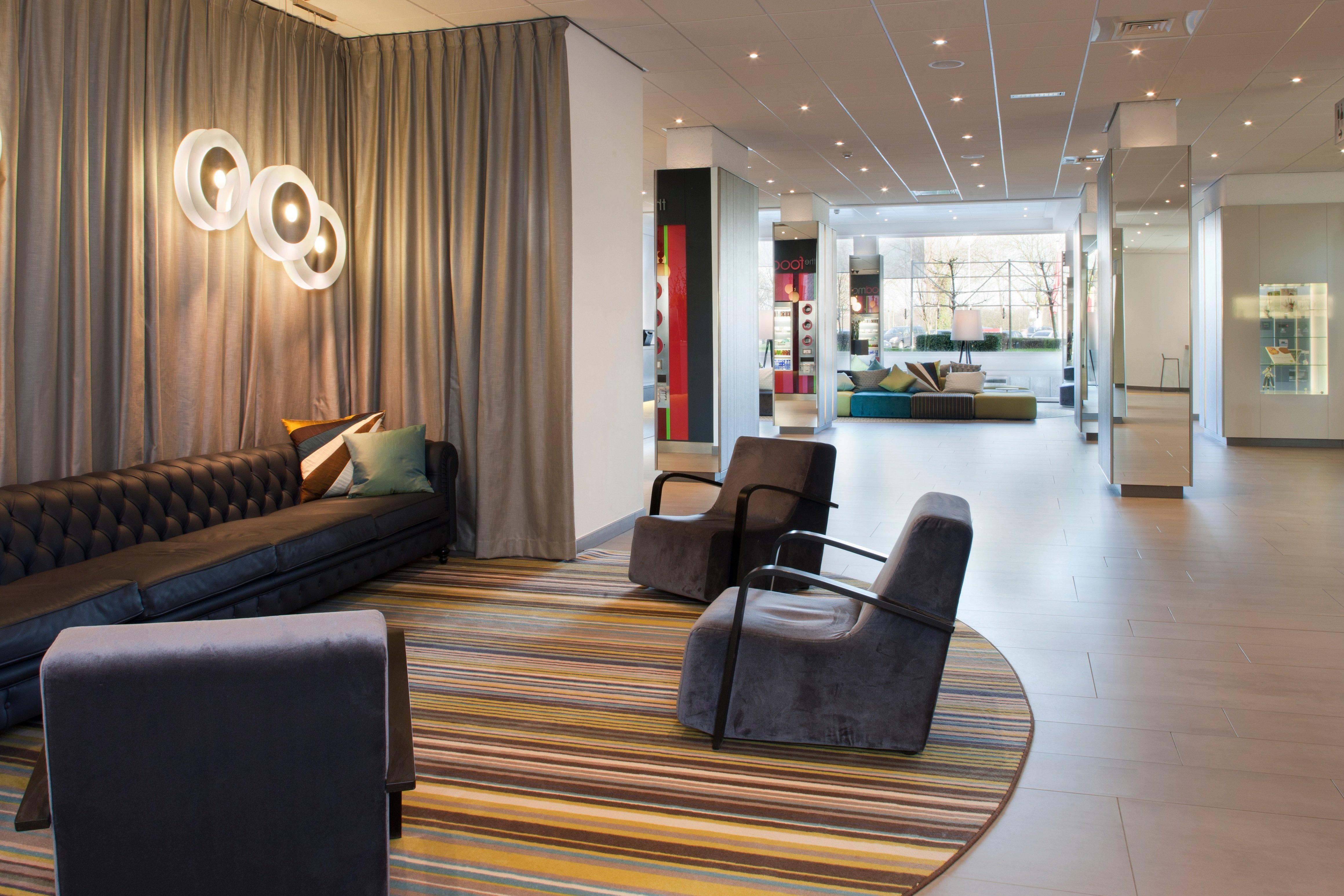 Crowne Plaza By Ihg Hotel