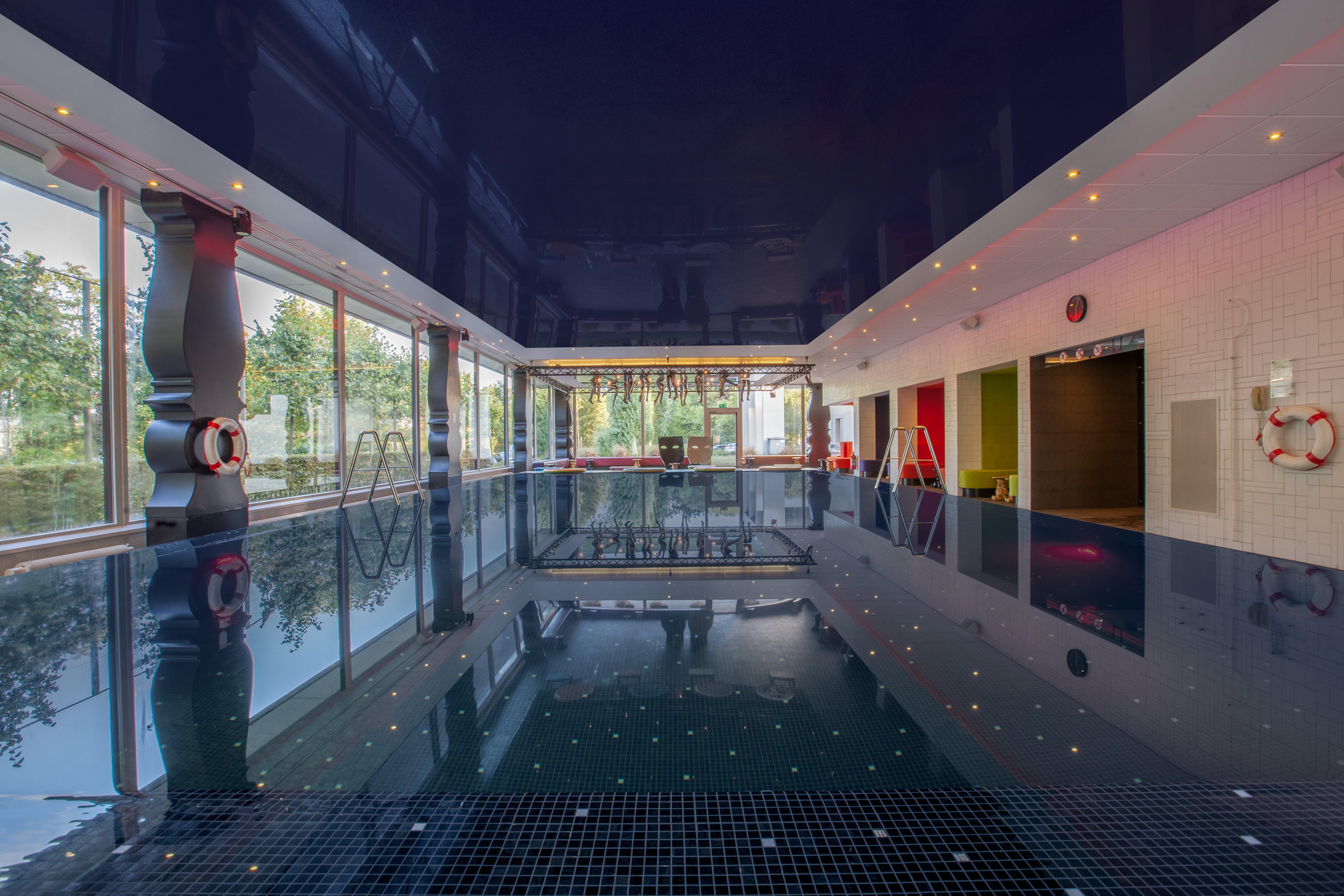 Crowne Plaza By Ihg 4*