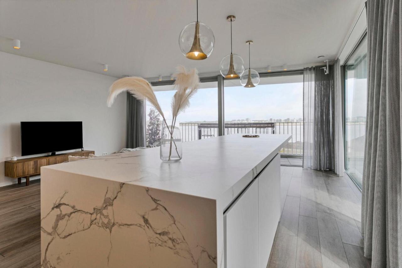 Appartement Luxe-appartement Aan De Schelde Antwerpen