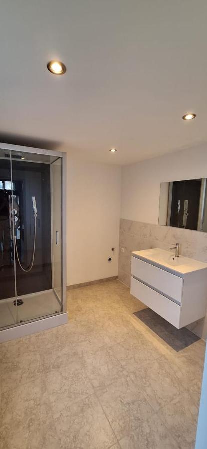 Apartment The 16th Century 2br In The City Center