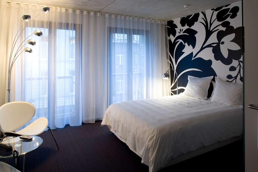 Banks Hotel