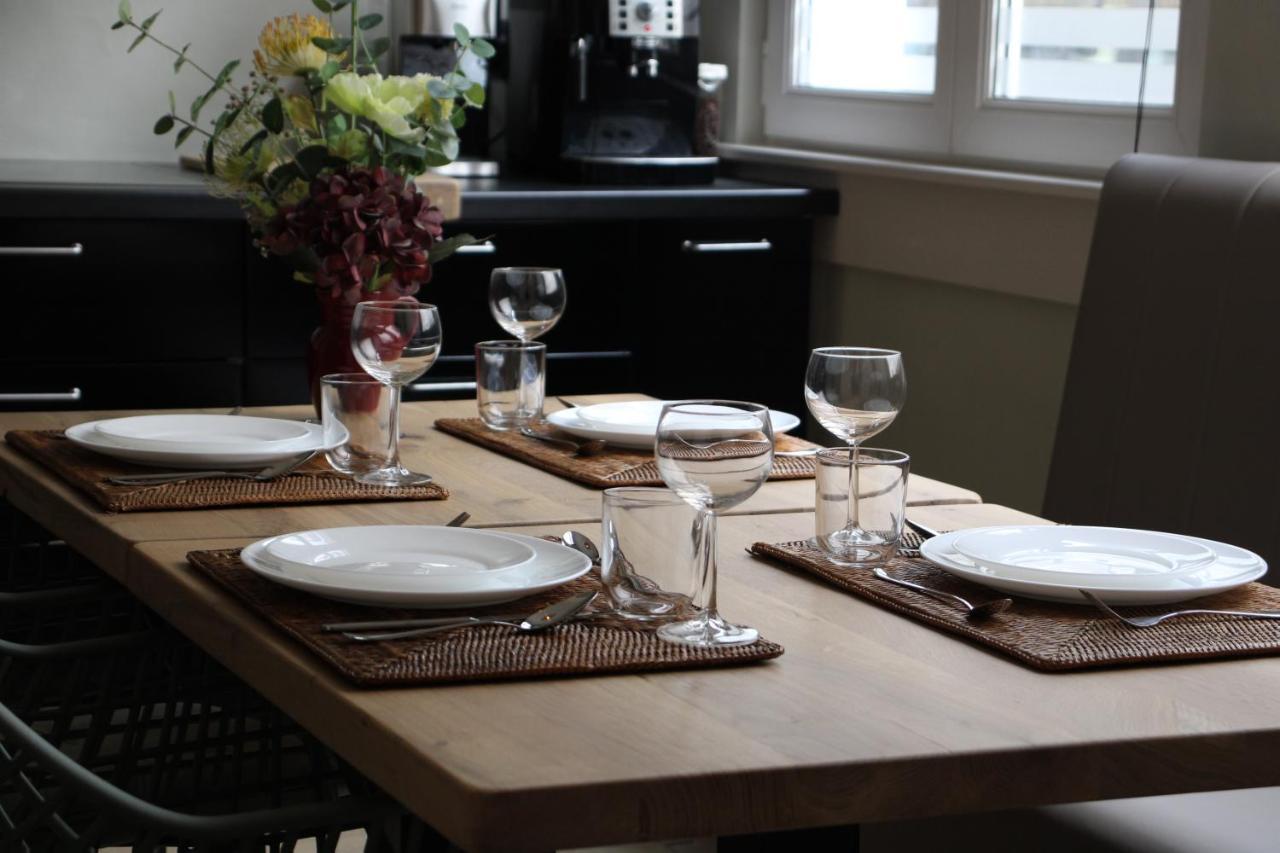 White House Apartment *