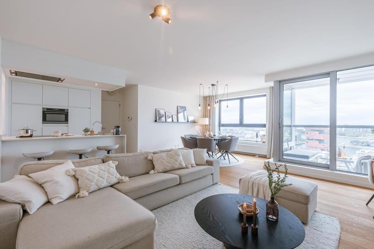 Huswell - With Beautiful View Of Vakantiehuis Antwerpen