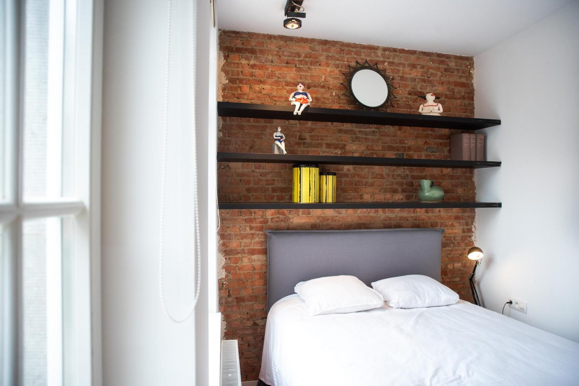 Light And Airy On Top Location - Industria In Historical Center * Antwerpen