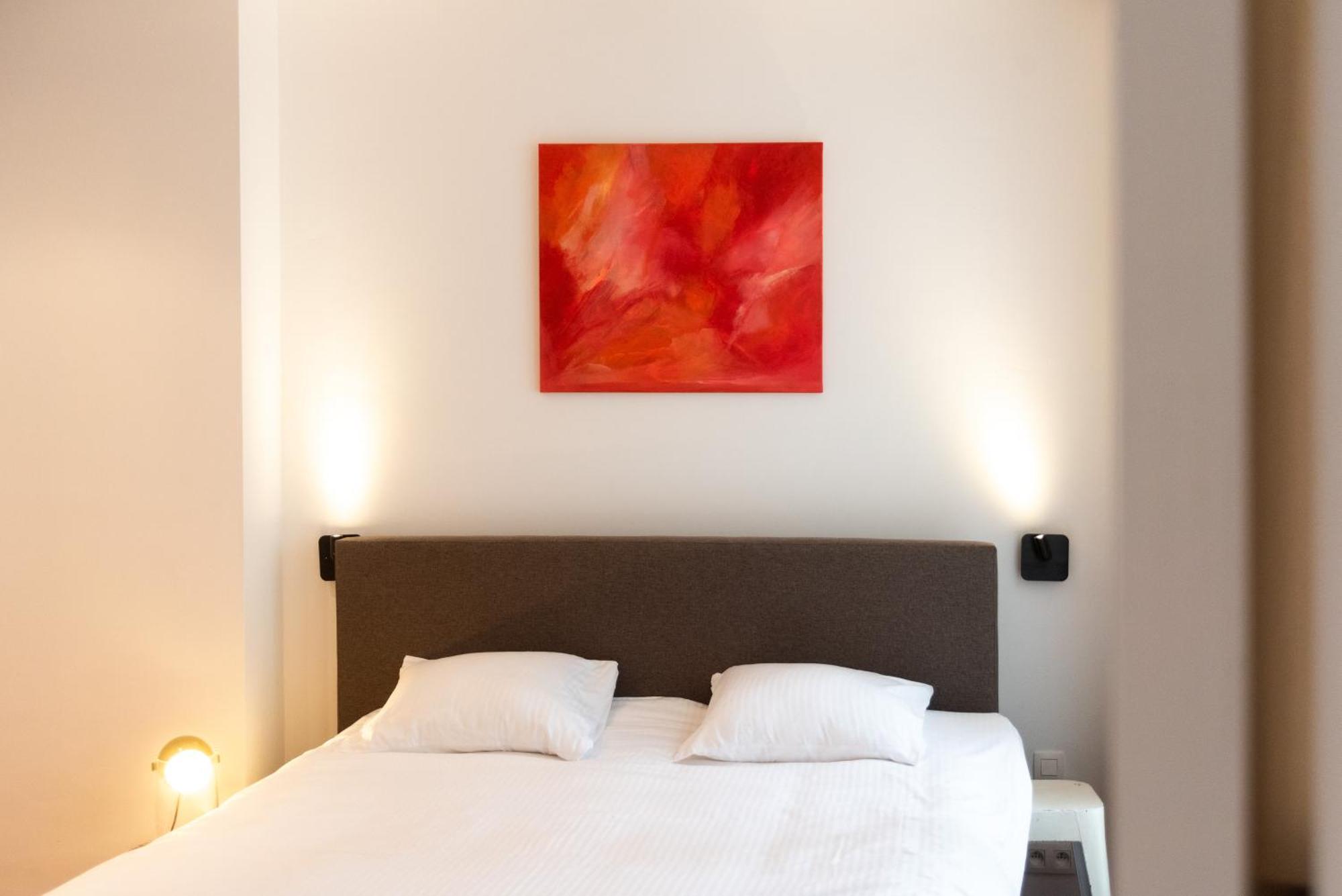 Light And Airy On Top Location - Industria In Historical Center Apartment