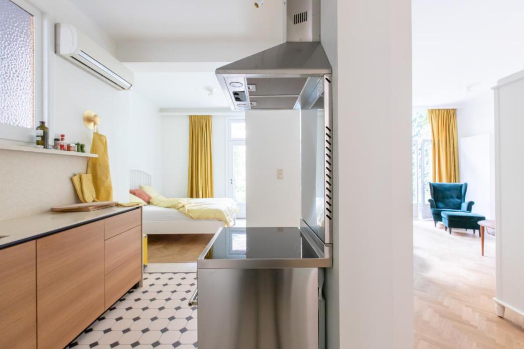 Pauline Loveling With Quiet Garden And 2 Bathrooms Antwerp