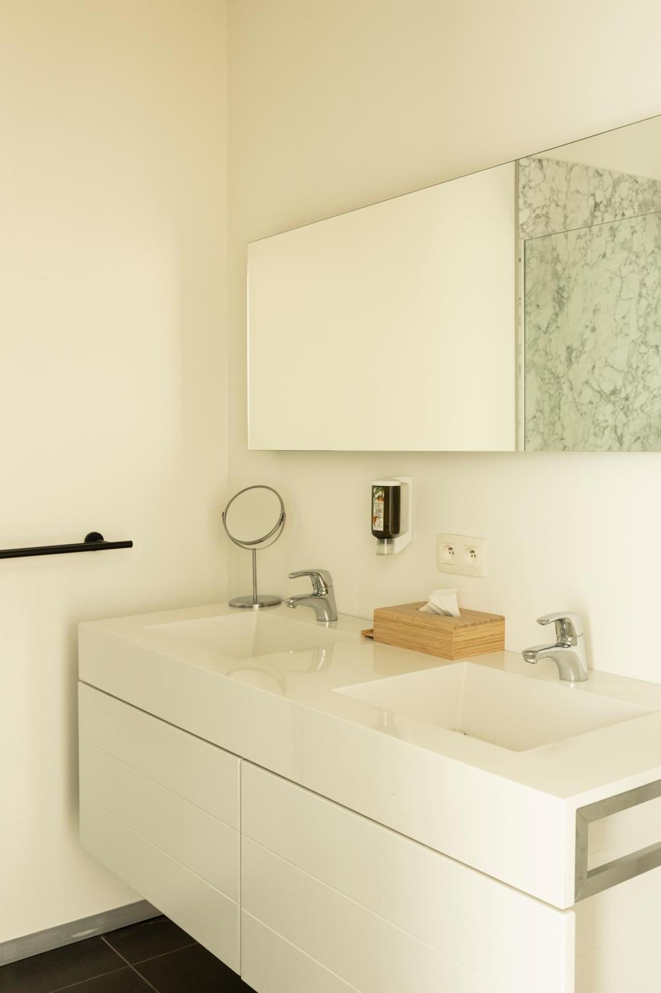 Uniek - Mooiste En Hoogste Uitzicht Op Antwerpen! - Incl Gratis Parking Appartement
