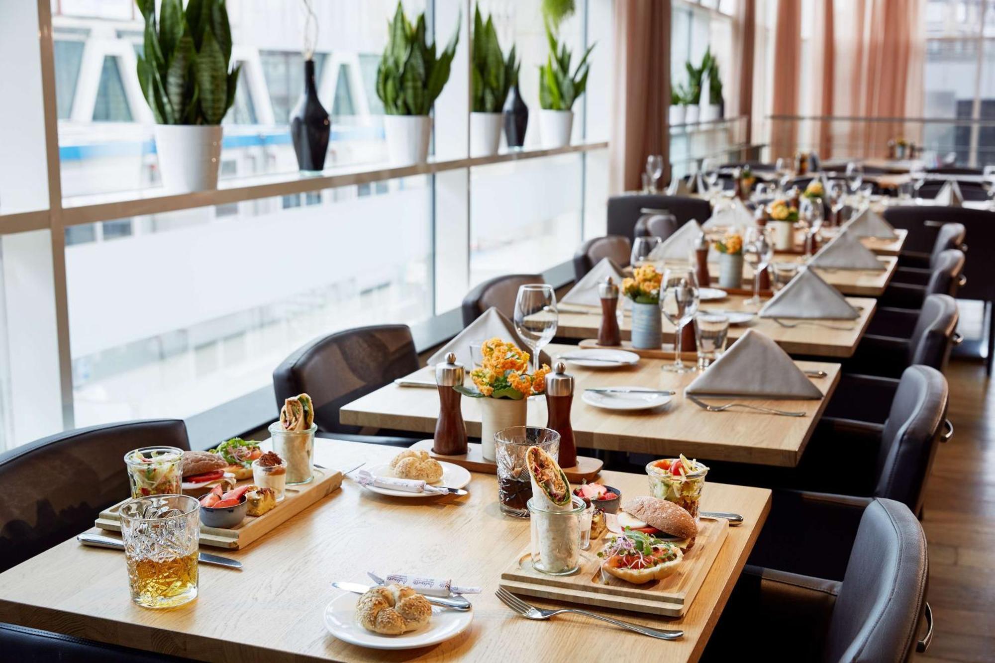 Lindner Wtc Hotel&city Lounge Hotel 4*