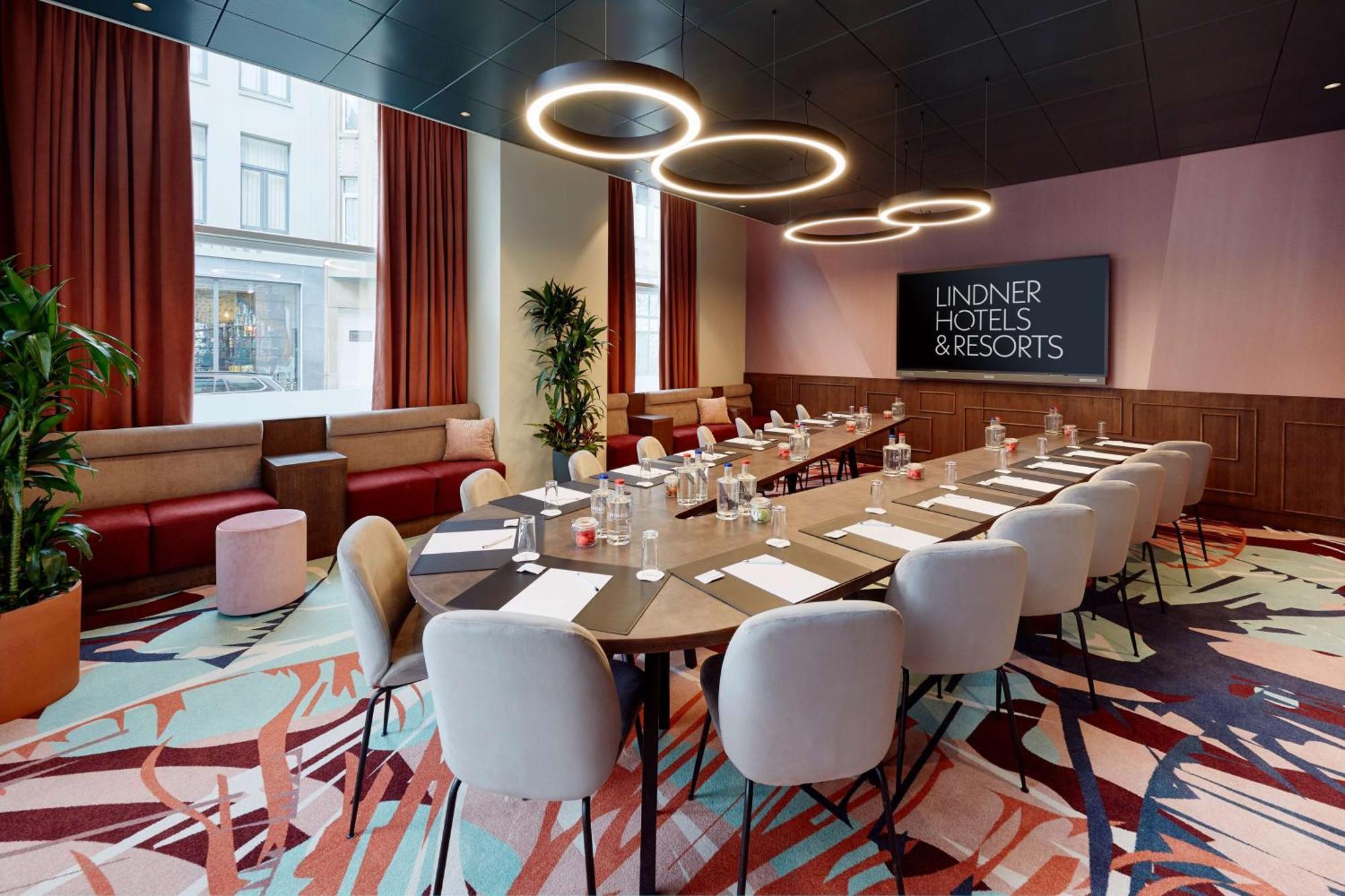 Lindner Wtc Hotel&city Lounge Hotel 4*