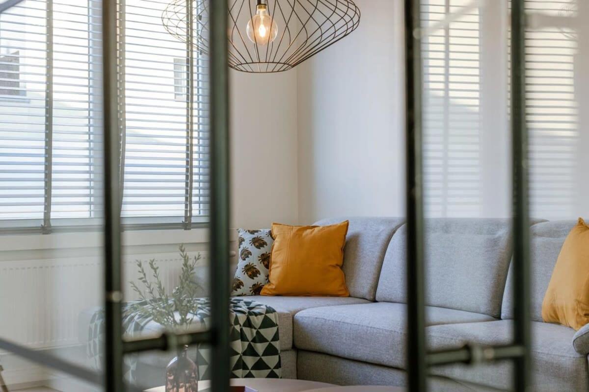 House With Large And Sunny Terrace Vakantiehuis