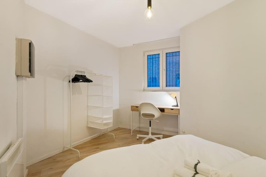 Cozy - Little Hendrik * Antwerpen