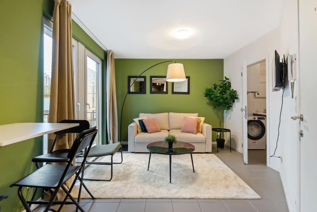 Cozy - Little Hendrik * Antwerpen
