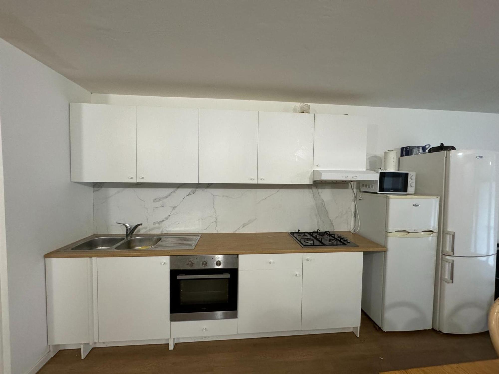 Apartment Ideal For Your Workers *