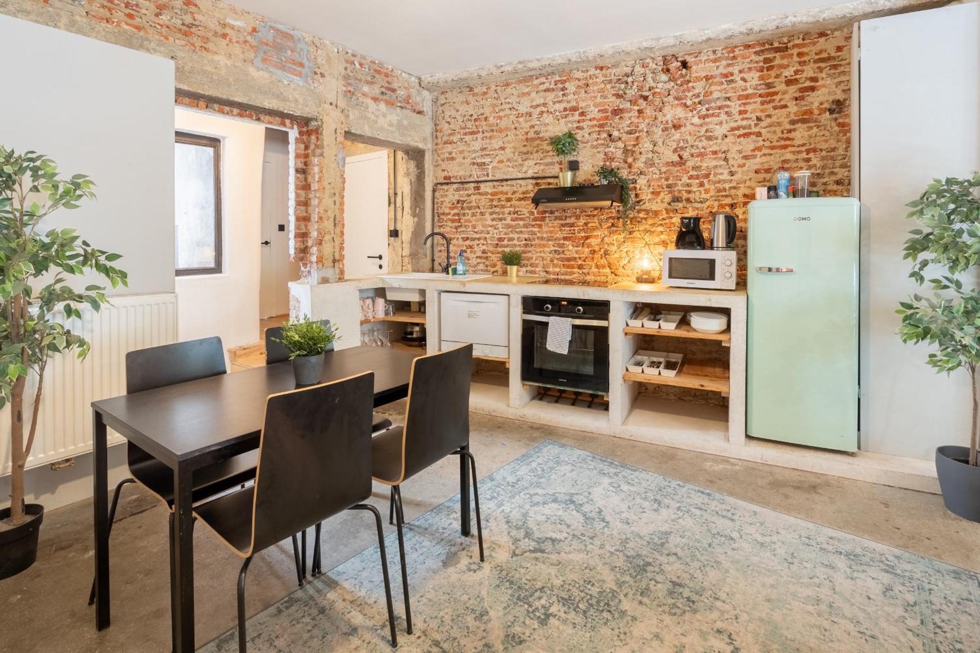 The Industrial Apartment *