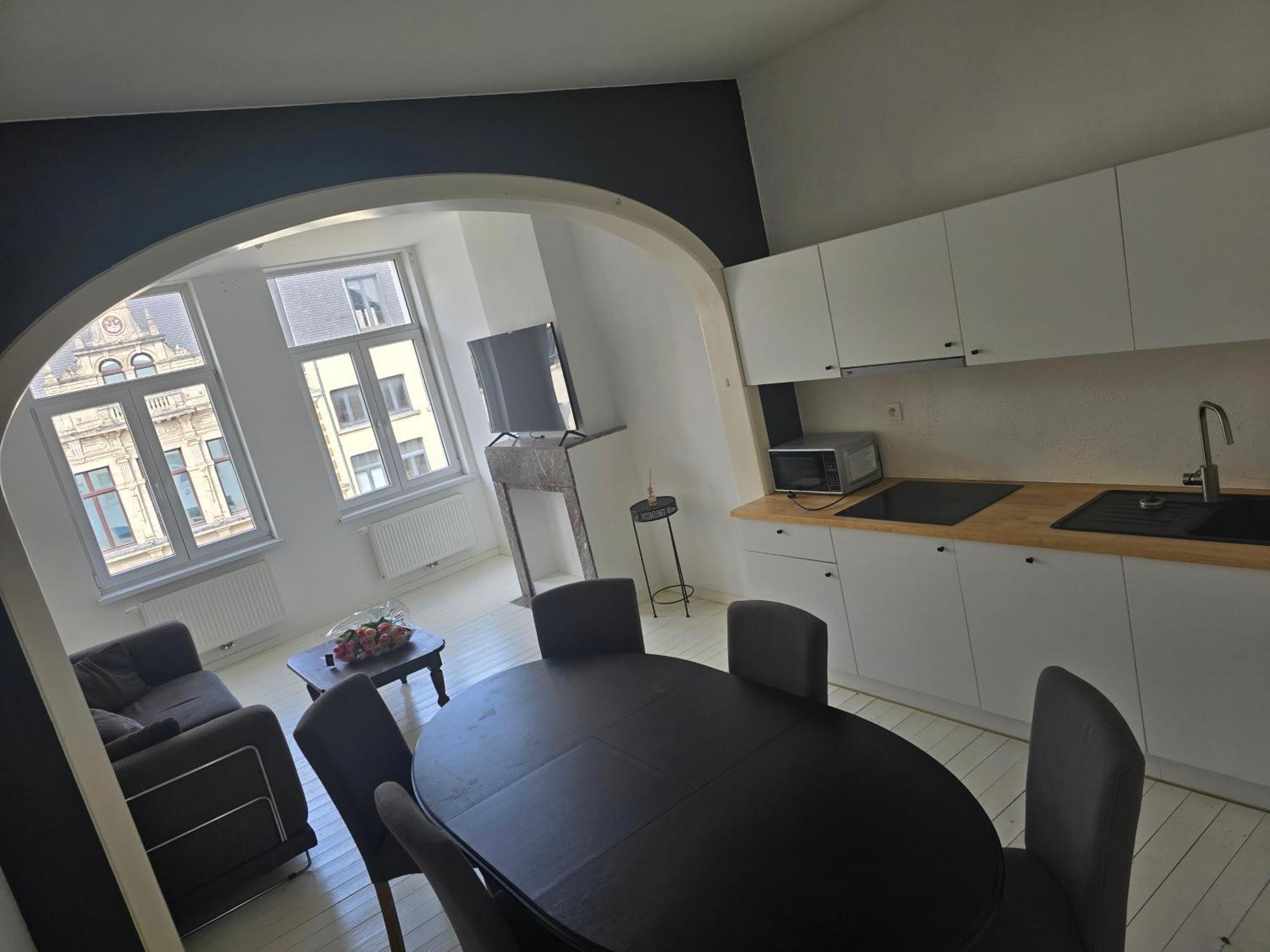 Living History - Suikernest Aparthotel Antwerpen
