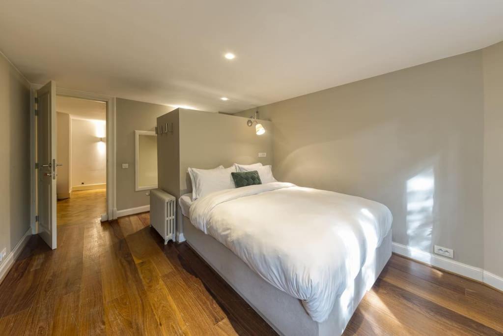 Luxurious 3 Bedrooms Center Appartement Antwerpen