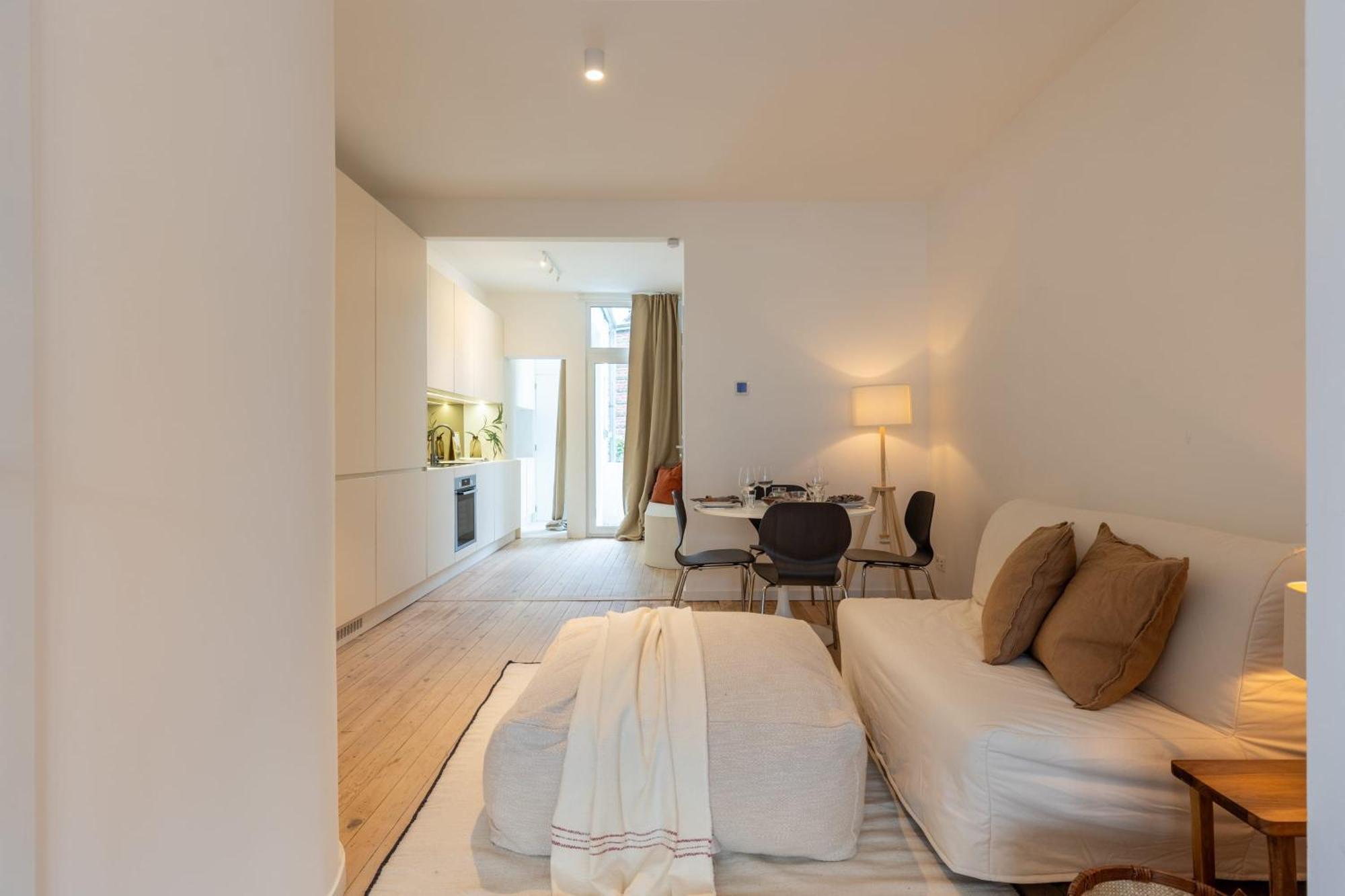 Huswell - Cozy In The Citycenter With Cute Balcony Appartement Antwerpen