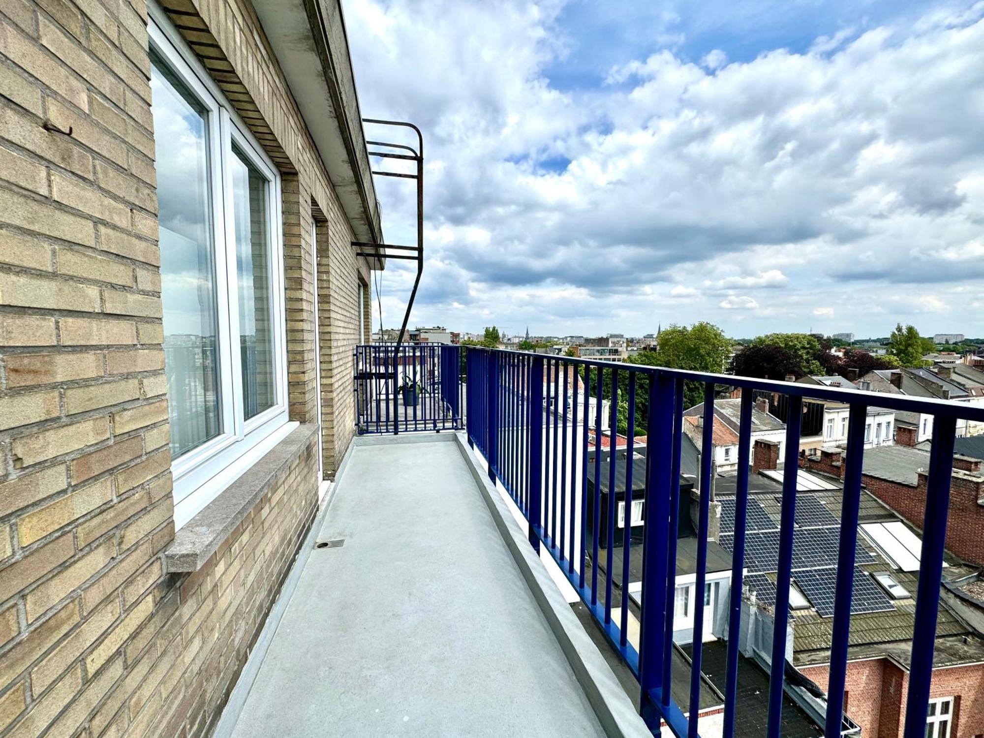 Belga 3 Bedrooms. Apartment Antwerp