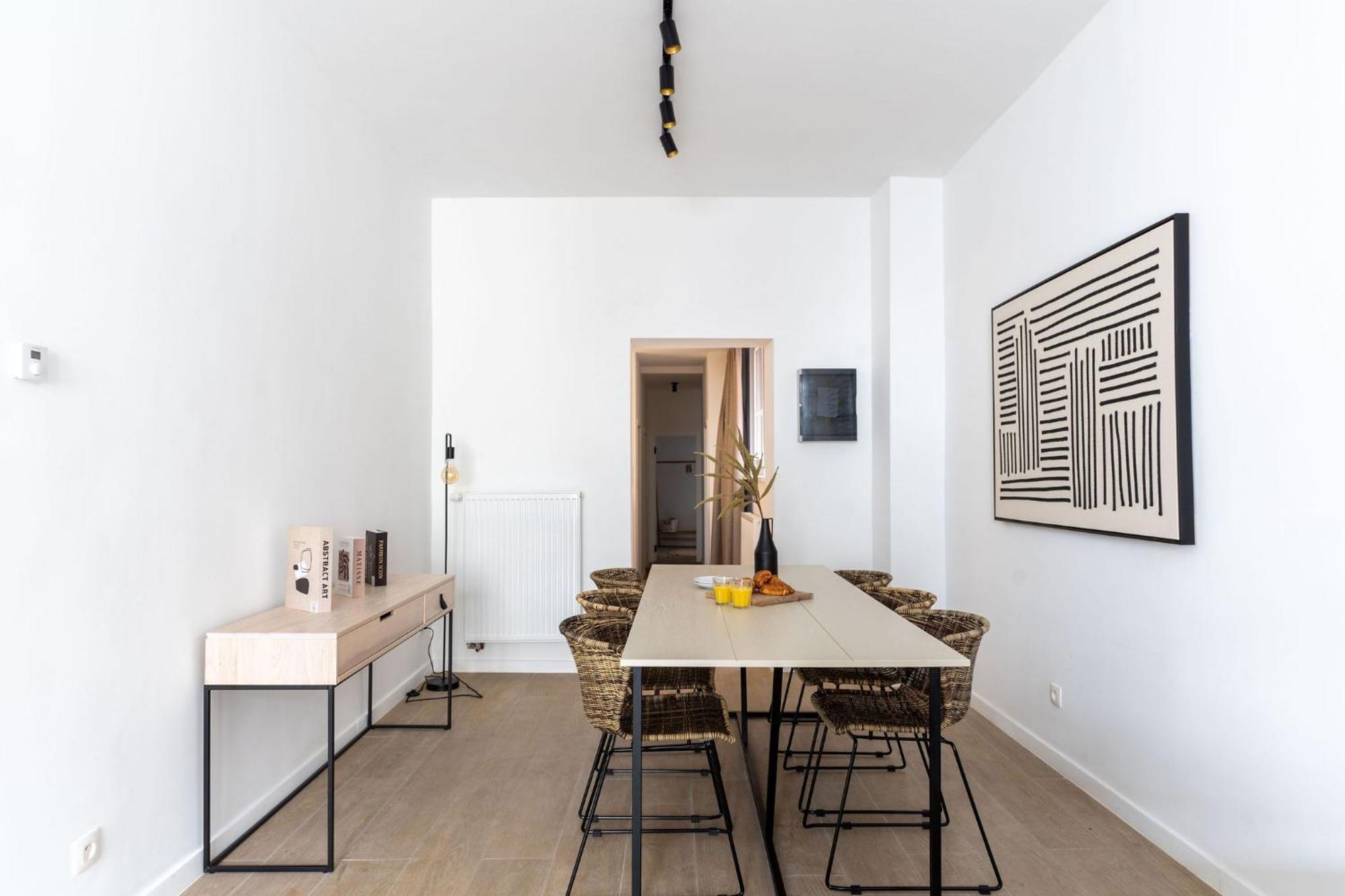 Inviting And Bright 7-person In Apartment