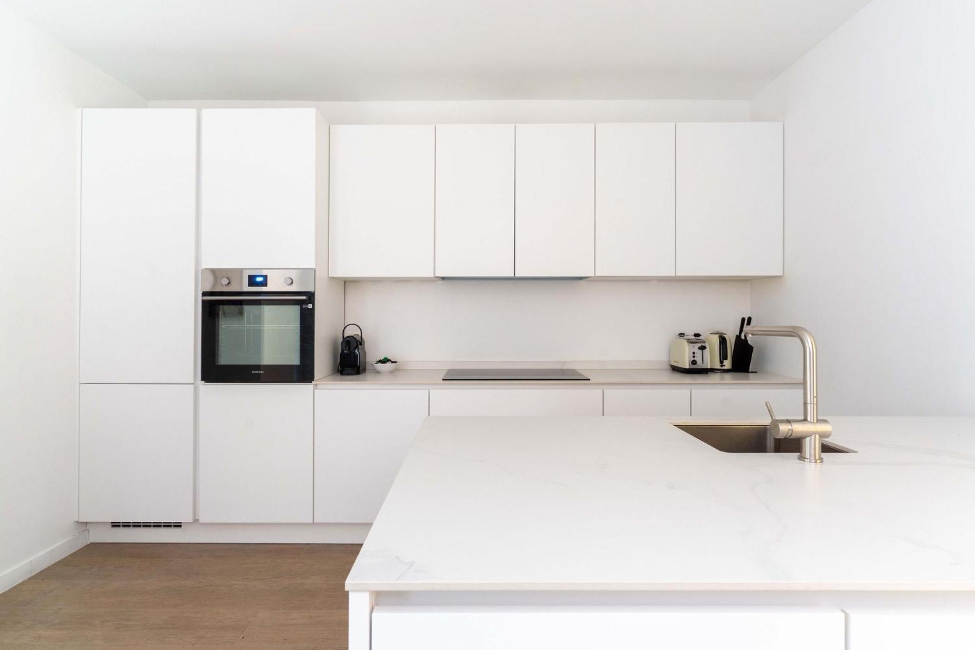 Inviting And Bright 7-person In Antwerpen