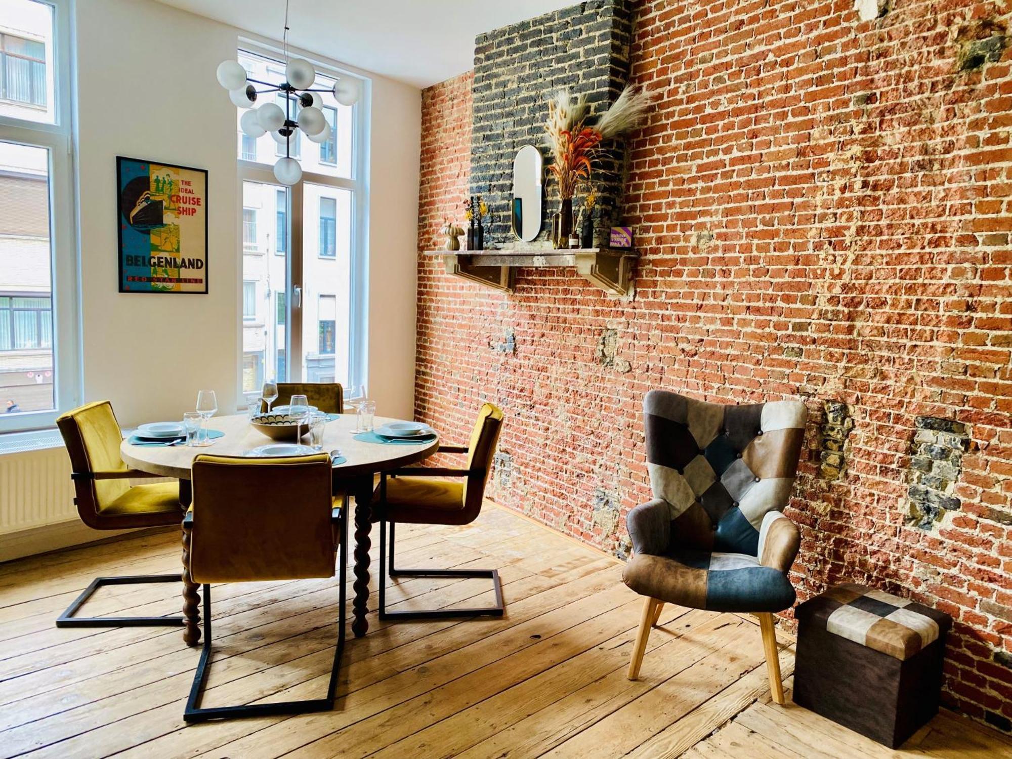Brick 36 - Contemporary Flat With Authentic Touch Apartment *