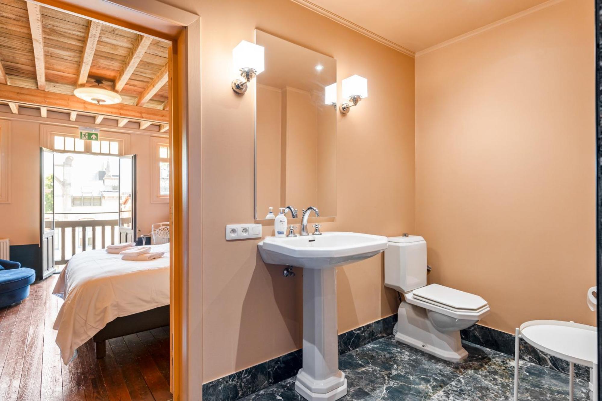 Bed & Breakfast Boutique Baron Osy Antwerp