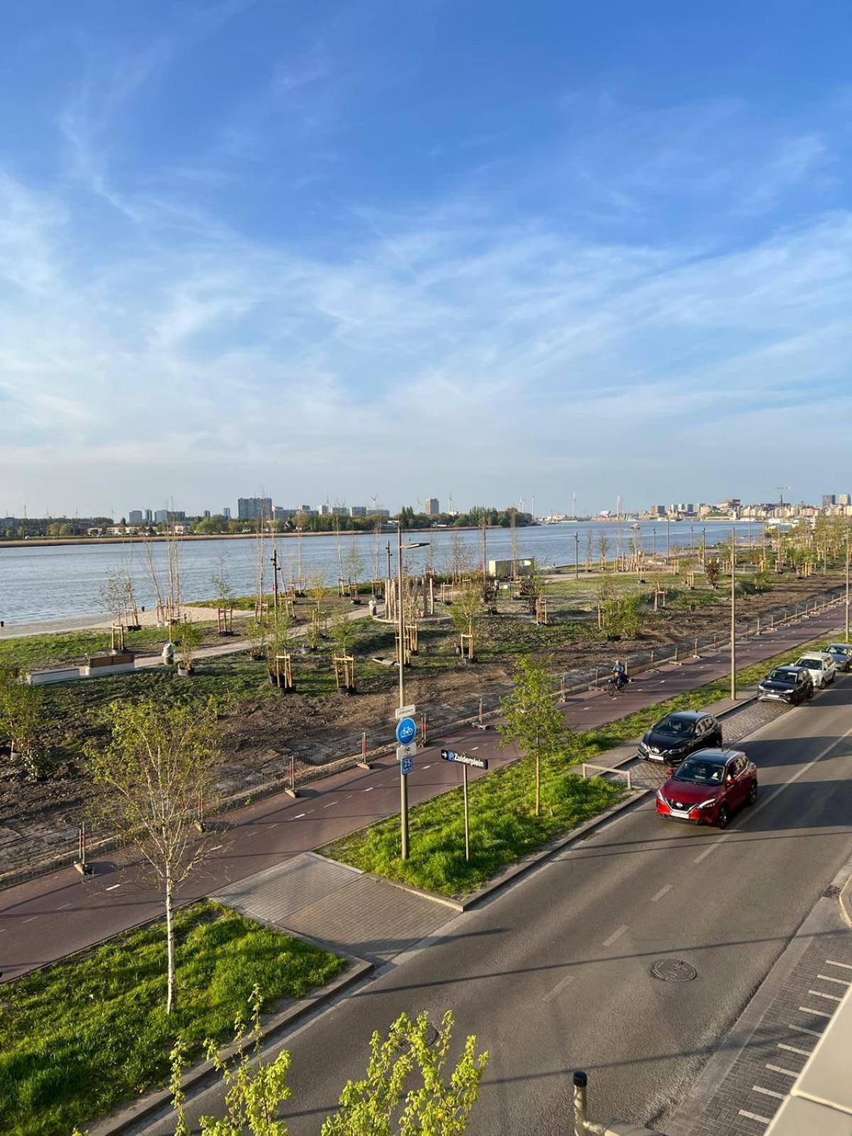 Luxe-appartement Aan De Schelde * Antwerpen