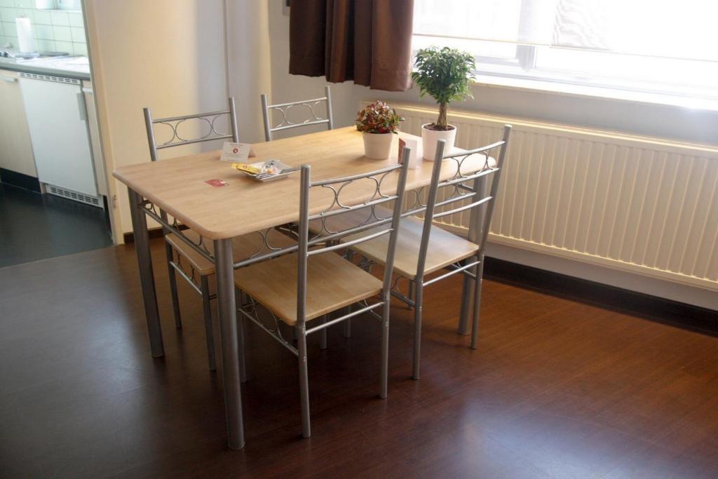 Apartment Budget Flats *