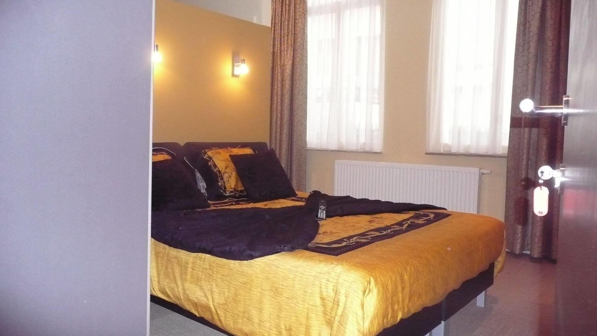 Hotel Maison D'anvers 3*