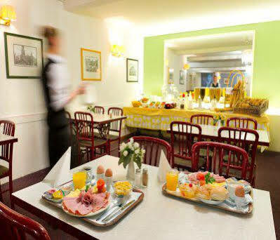 Century Centrum Hotel