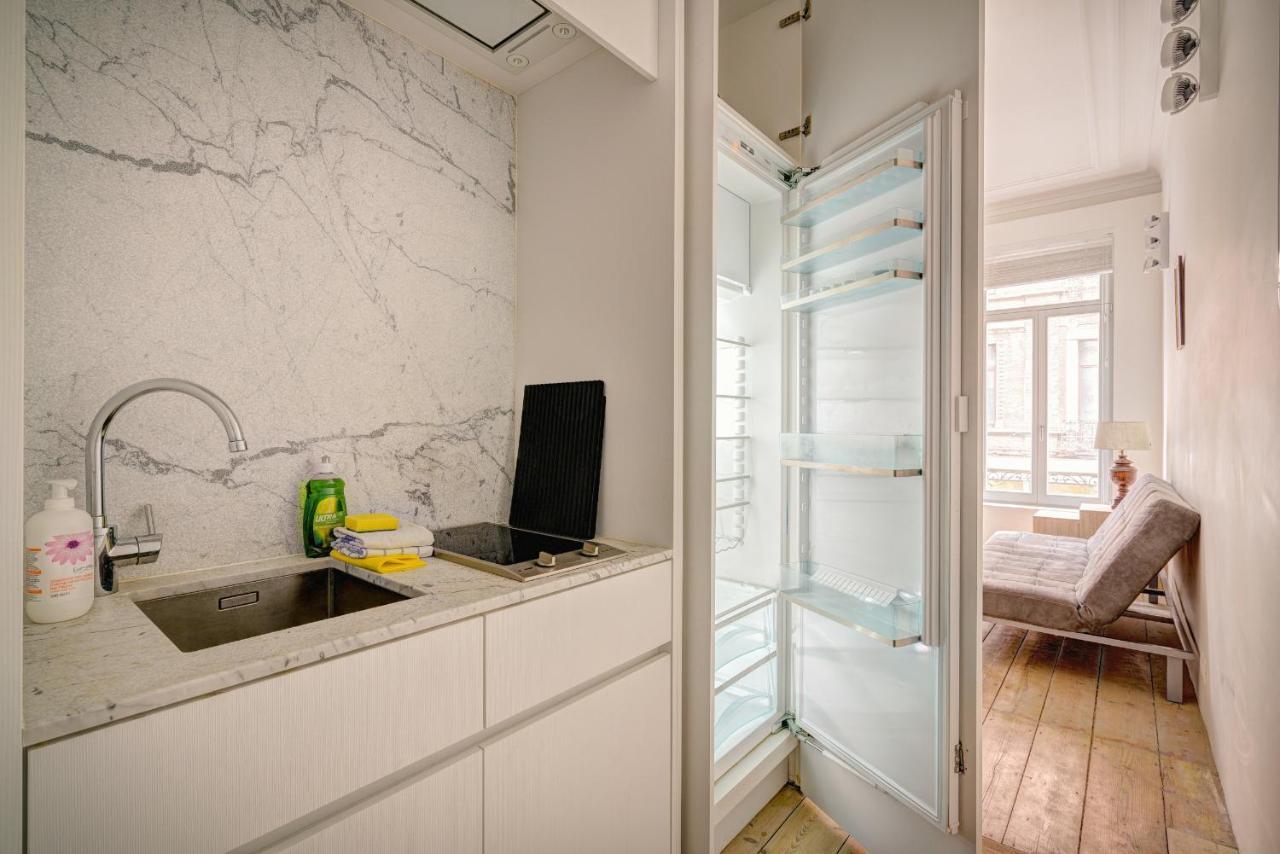 The Bright Stone Lodge. Heart Of Antwerp