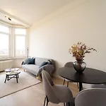 Cozy Central Antwerp Getaway For 3 Guests
