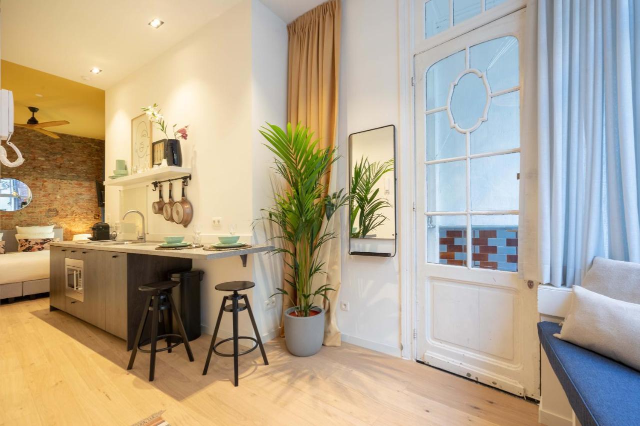 Shway - The Red Monkey Appartement